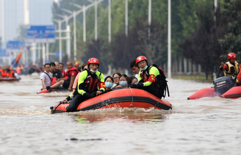 inundatii china