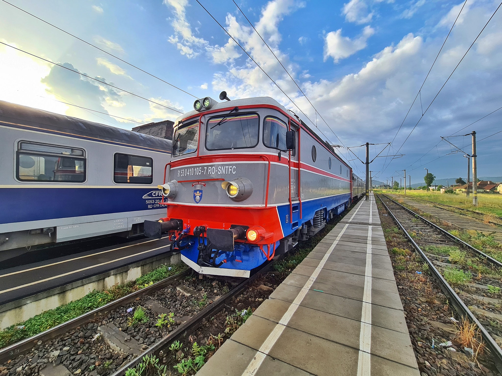 Un bărbat de 52 de ani a murit într-un tren de călători