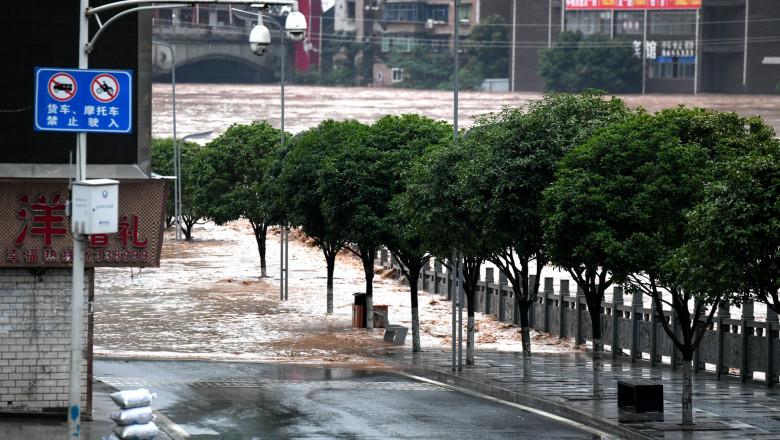 inundatii china