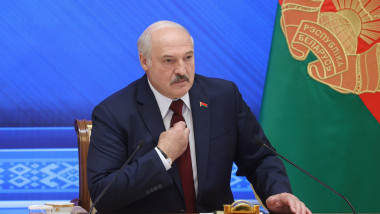 presedintele belarus aleksander lukasenko sustine un discurs