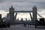 Tower Bridge din Londra