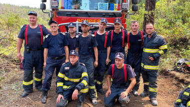 Pompierii de la ISU Buzău care au participat la stingerea incendiilor din Grecia.