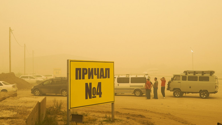Atmosfera a căpătat o nuanță galben-portocalie în Siberia din cauza fumului degajat de incendiile de pădure din vara lui 2021