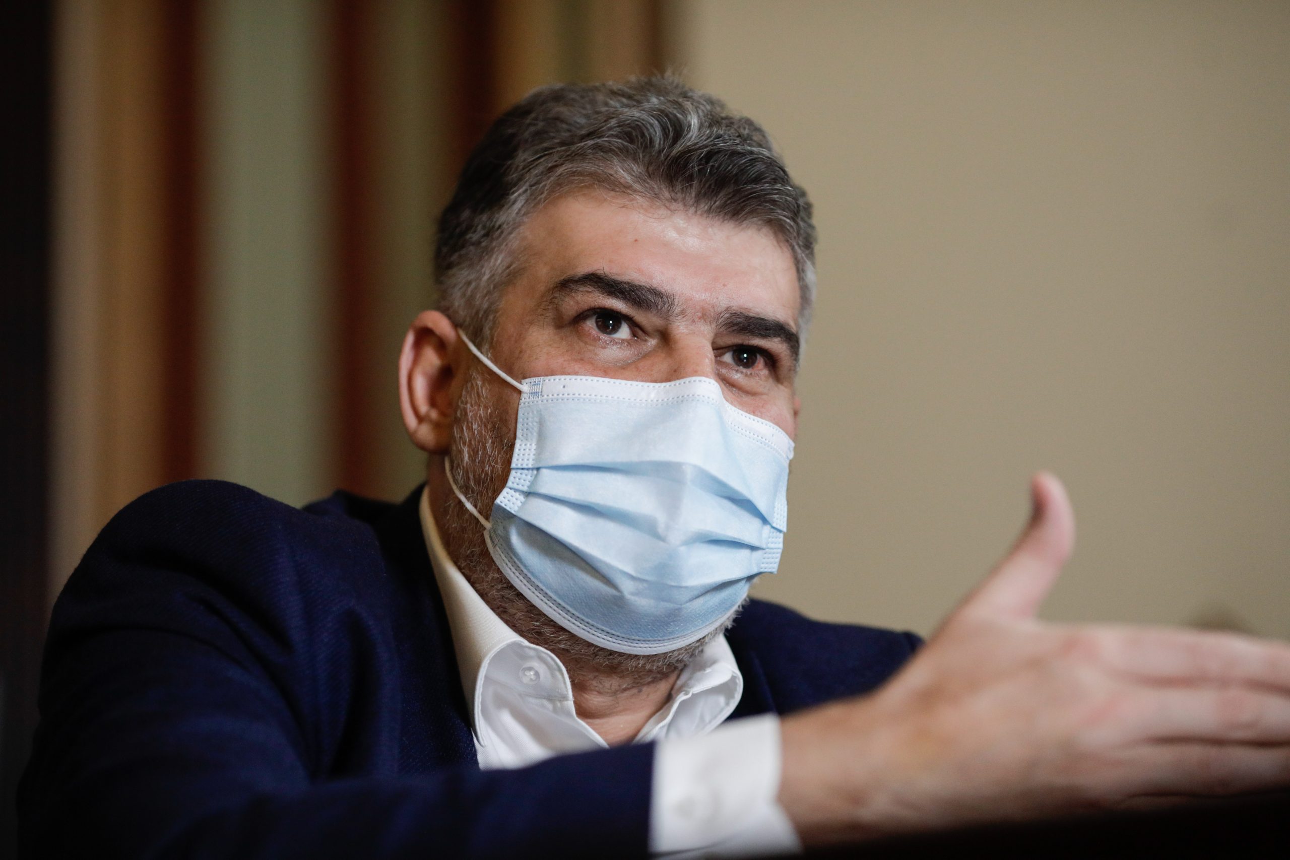 Marcel Ciolacu îl acuză pe Cioloș de iresponsabilitate: „O ciornă de Guvern cu șanse zero să treacă prin Parlament”