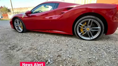 Șoferul unui Ferrari care a lovit un polițist va fi propus pentru extrădare
