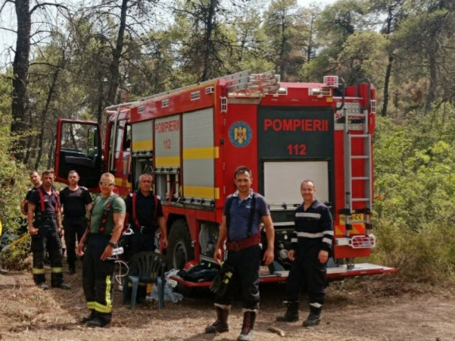 pompieri romani in Grecia