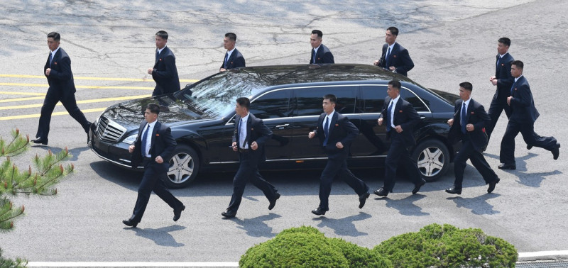 Bodyguarzii lui Kim Jong-un