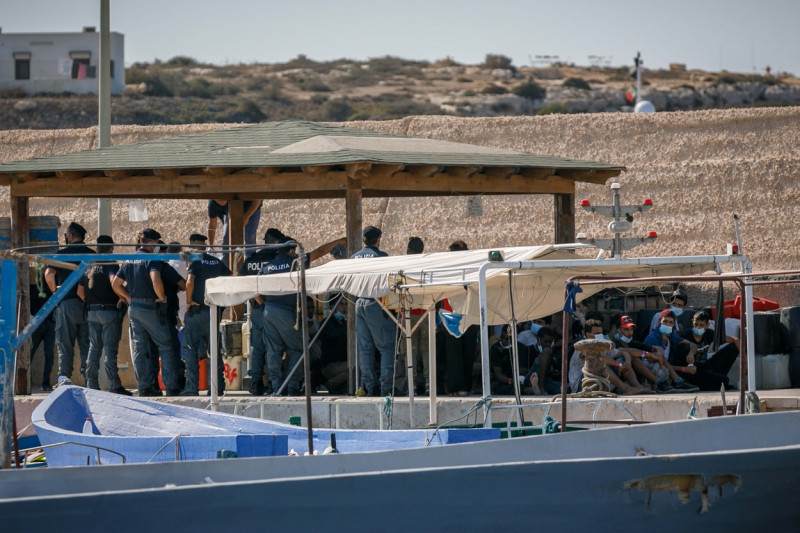 Rescued Migrants Dock in Lampedusa