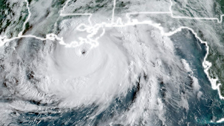 uraganul ida vazut din satelit in timp ce se apropie de louisiana