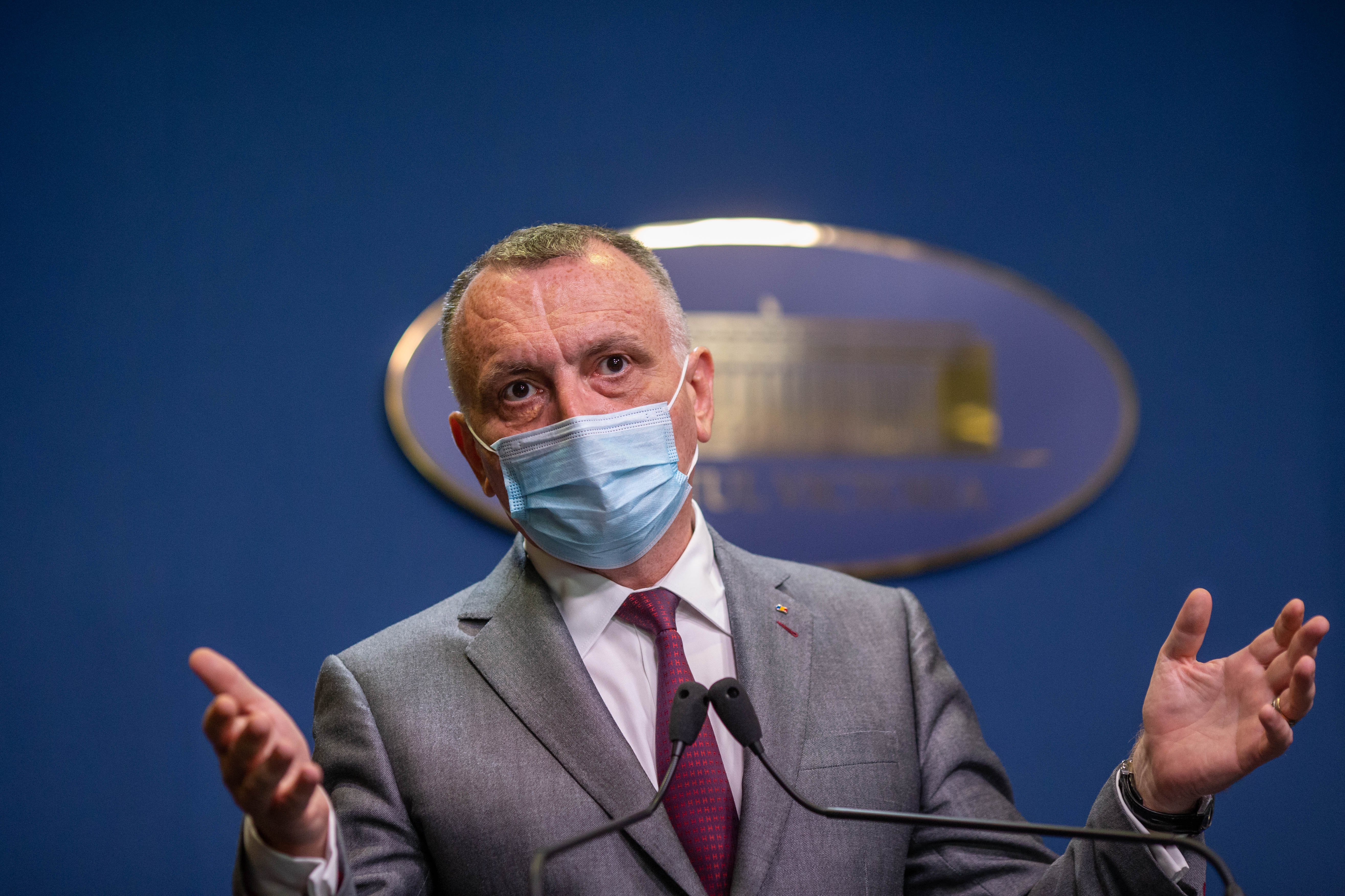 Sorin Cîmpeanu: Studenţii vaccinaţi anti-COVID vor avea prioritate la cazarea în cămine