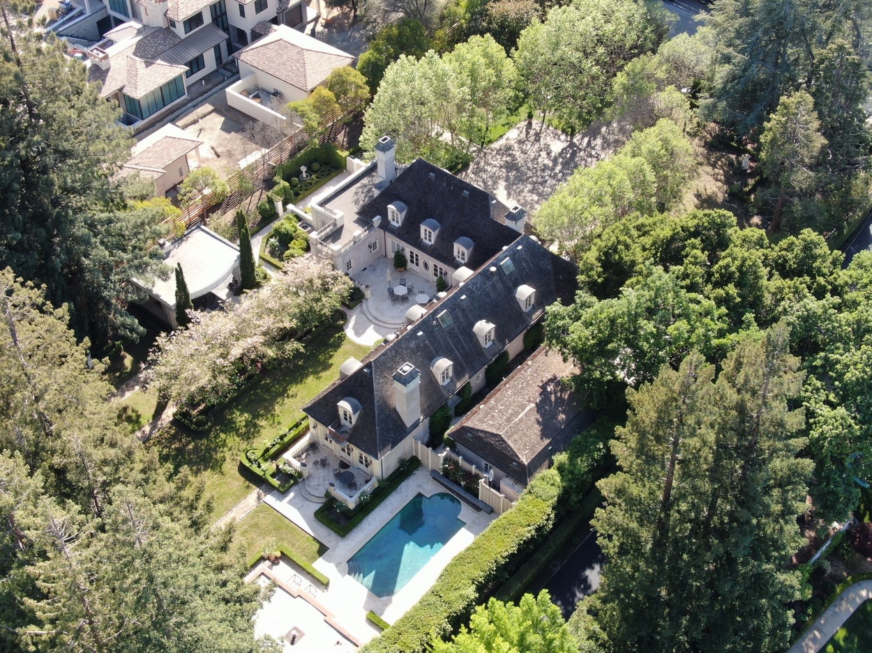 *EXCLUSIVE* The homes of Theranos ‘fraudsters’ Elizabeth Holmes and Ramesh ‘Sunny’ Balwani