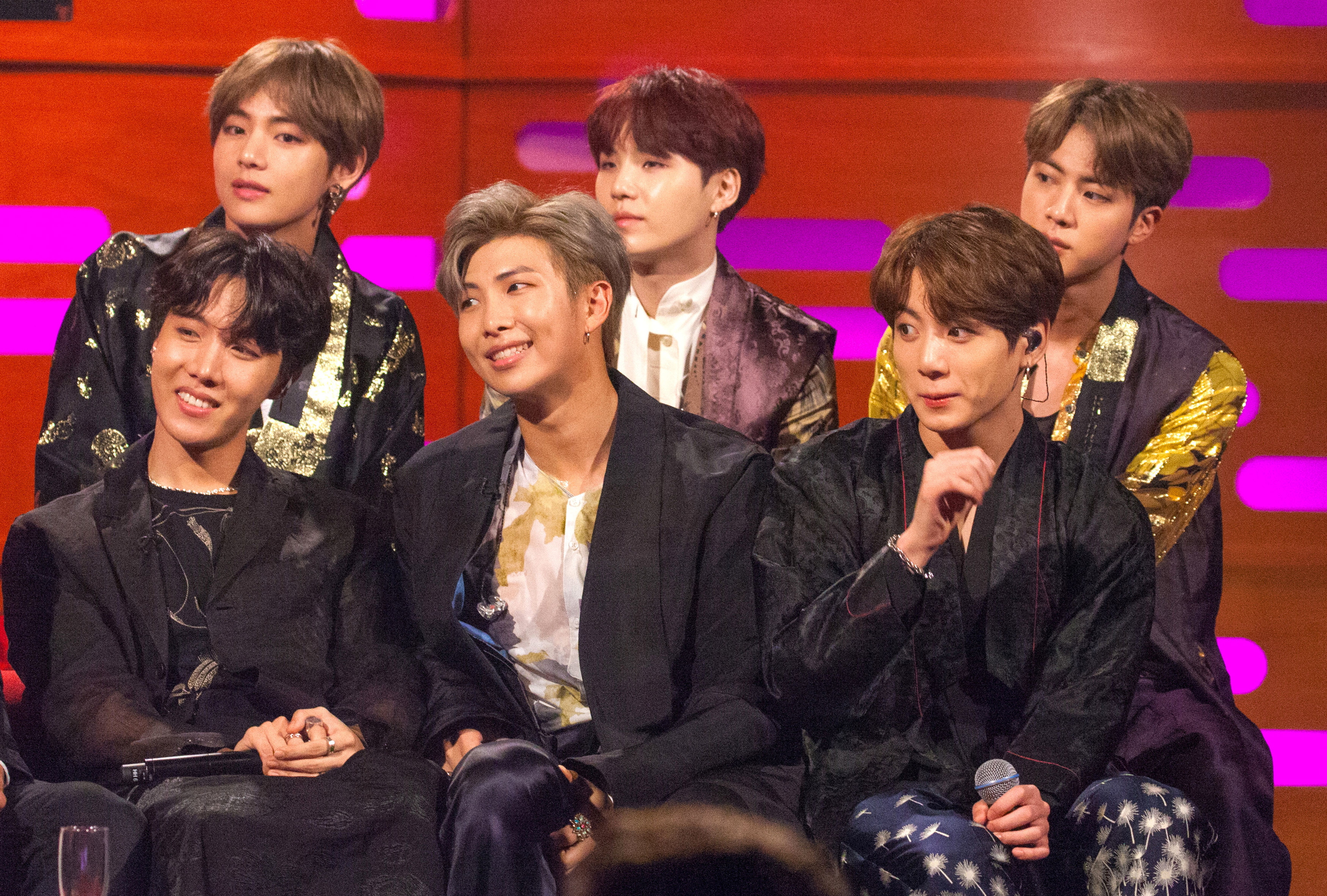 Băieții din BTS sunt obligați să meargă în armată. Celebra trupă de K-pop anunță că ia o pauză