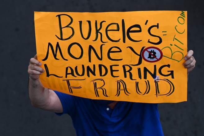banner galben anti-Bukele