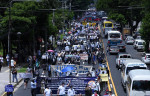 protestatari în San Salvador