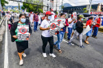 protestatari în San Salvador