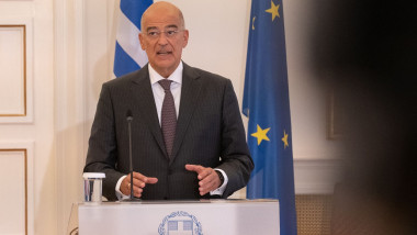 Ministrul Afacerilor Externe al Greciei, Nikos Dendias, face o declaratie de presa