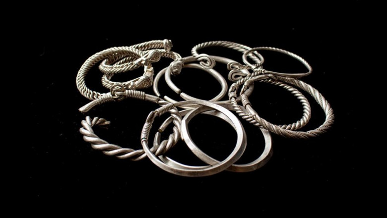 bijuterii de argint vechi de sute de ani