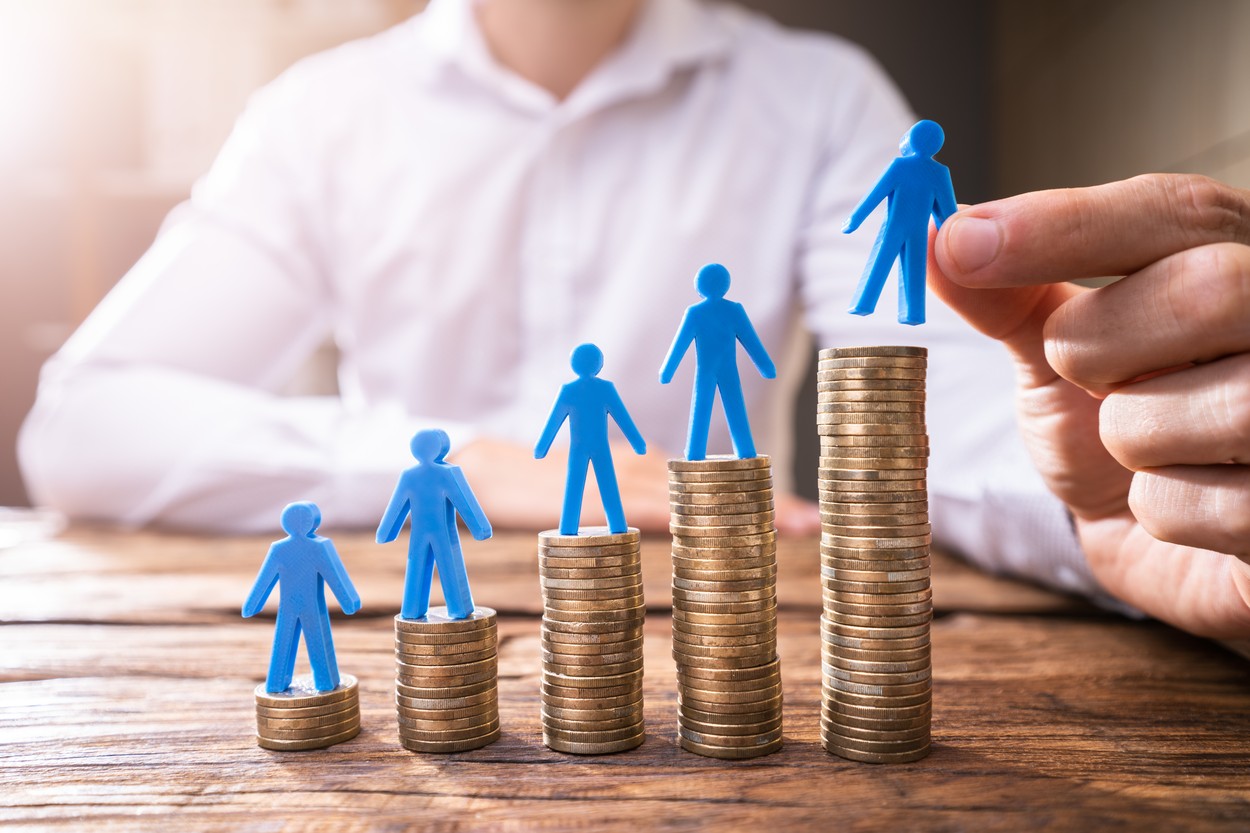 Noua lege a salarizării: puțin peste 50% din bugetari ar putea primi mai mulți bani. Cu cât cresc cheltuielile statului (surse)