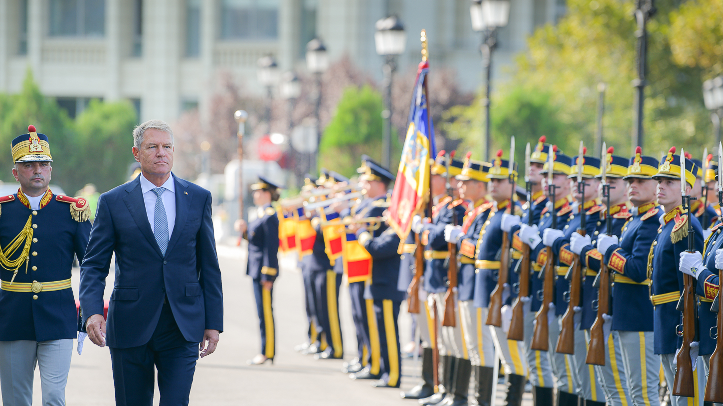ioahnnis-drapel-spitalul-militar-presidency.jpg4