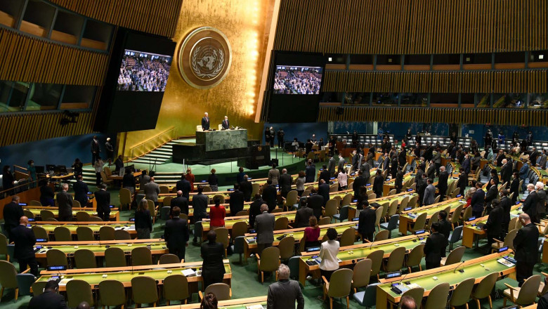 A moment of silence is held during the 105th and closing meeting of the 75th session of the United Nations General Assembly (UNGA) at the UN headquarters in New York, Sept. 14, 2021.