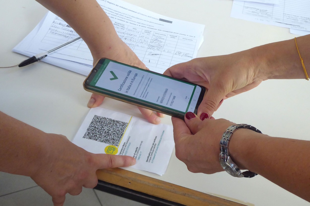 Premieră în Europa. Italia este, oficial, prima țară care face certificatul Covid obligatoriu pentru toți salariații
