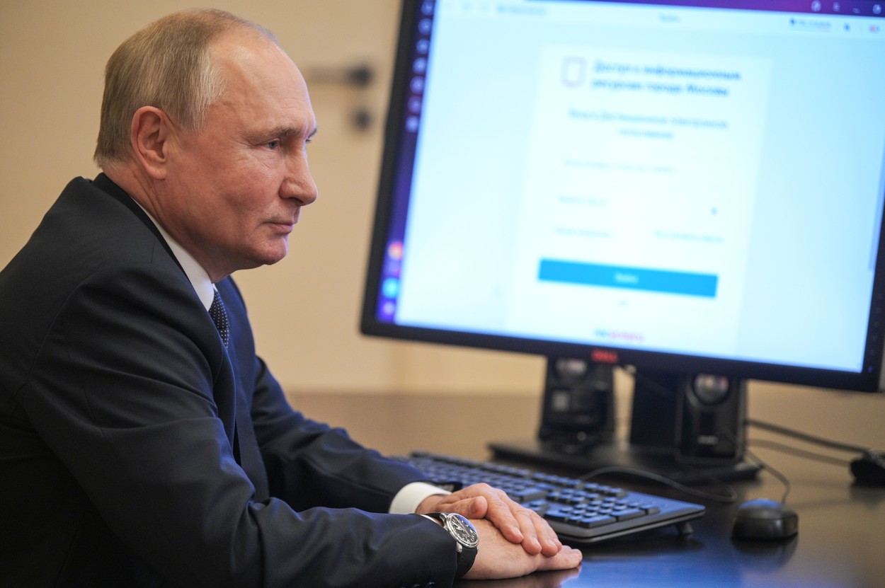 Putin a votat online, „din buncăr”, la alegerile parlamentare ruse. Liderul rus se află în carantină strictă