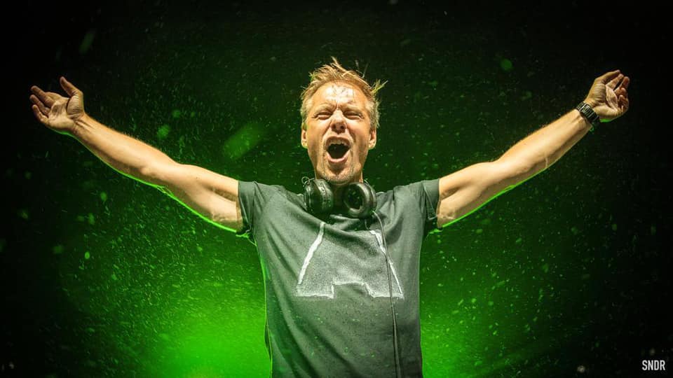 Show-ul lui Armin van Buuren din București a fost amânat pentru 2022