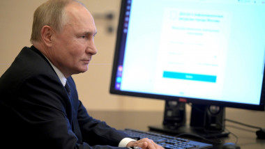Russian President Putin Votes in Parliamentary Elections