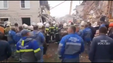 clădire prăbușită parțial în Rusia