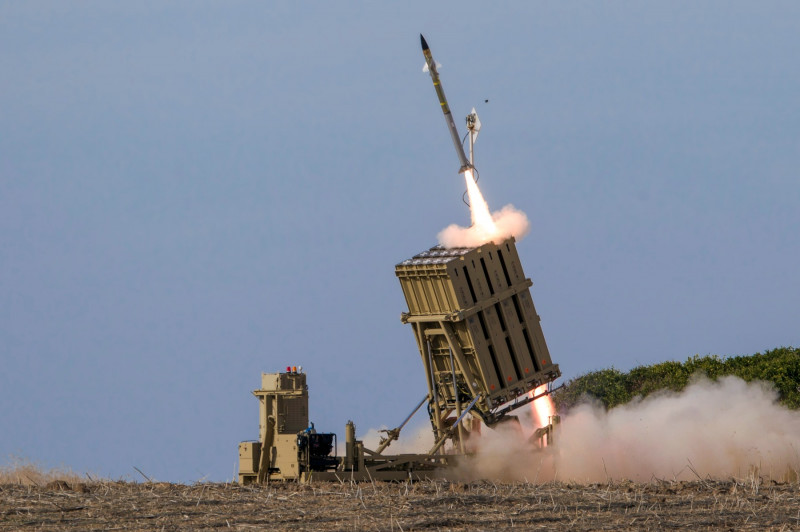 O rachetă lansată prin sistemul israelian de apărare Iron Dome