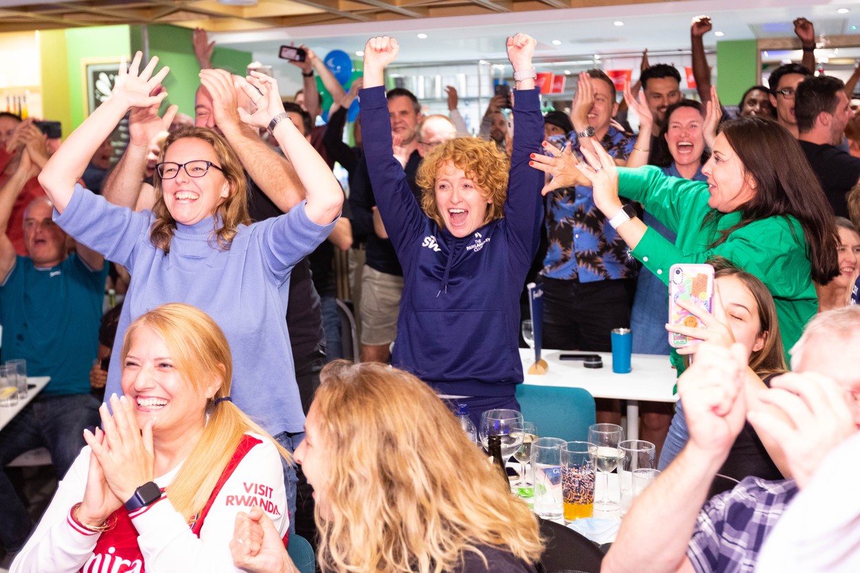 Fans watching US Open Final
