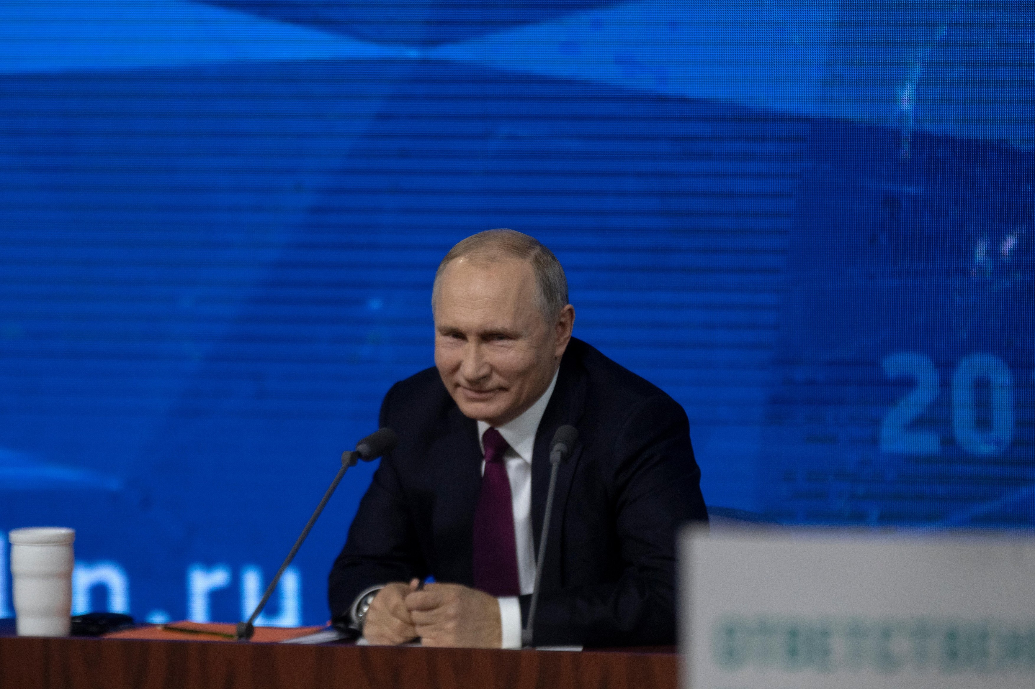 Candidații opoziției politice din Rusia se luptă între ei. De ce jubilează Vladimir Putin