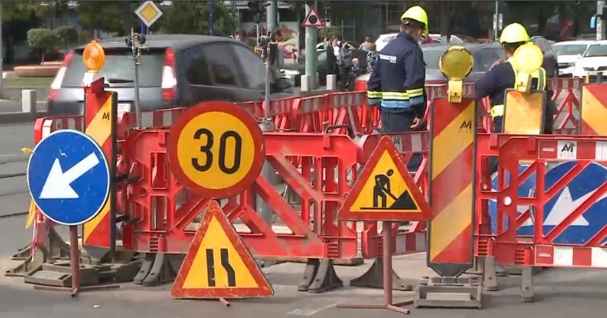 Bucureștiul este plin de șantiere, iar șoferii pierd chiar și două ore până ajung la serviciu