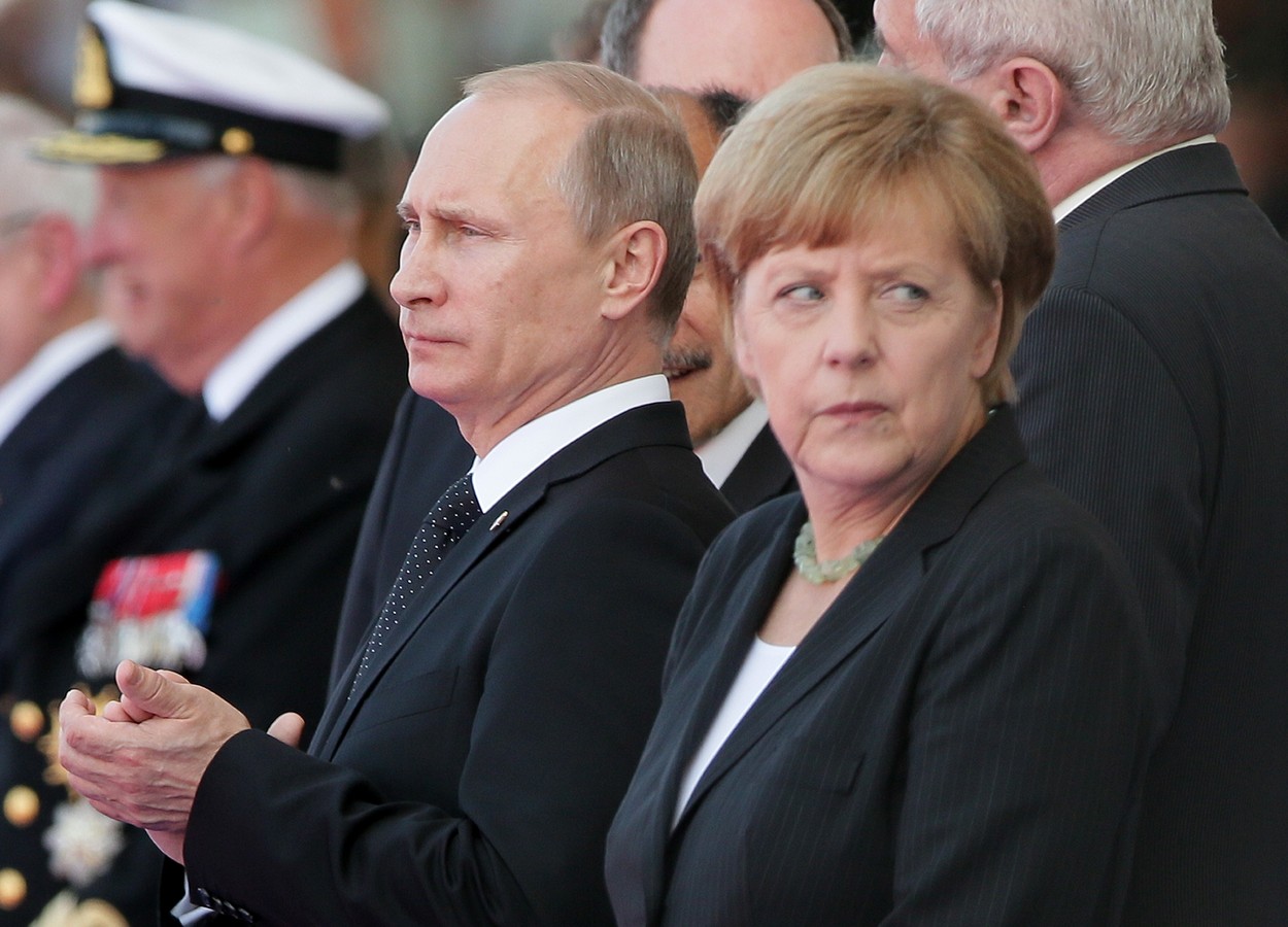 Angela Merkel avertizează Occidentul să ia în serios amenințările nucleare ale lui Putin