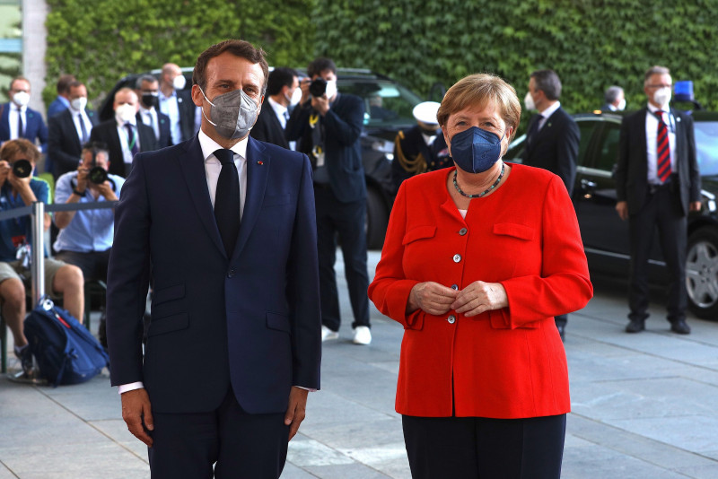 Angela Merkel welcomes Emmanuel Macron to the Court of Honor of the Federal Chancellery, Berlin, Germany - 18 Jun 2021