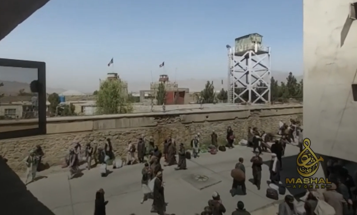 VIDEO. Închisoarea din Kabul unde foștii deținuți, eliberați de talibani, au devenit gardieni