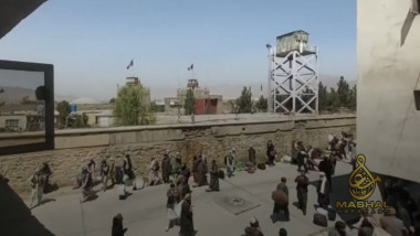 deținuți eliberași dintr-o închisoare din Kabul