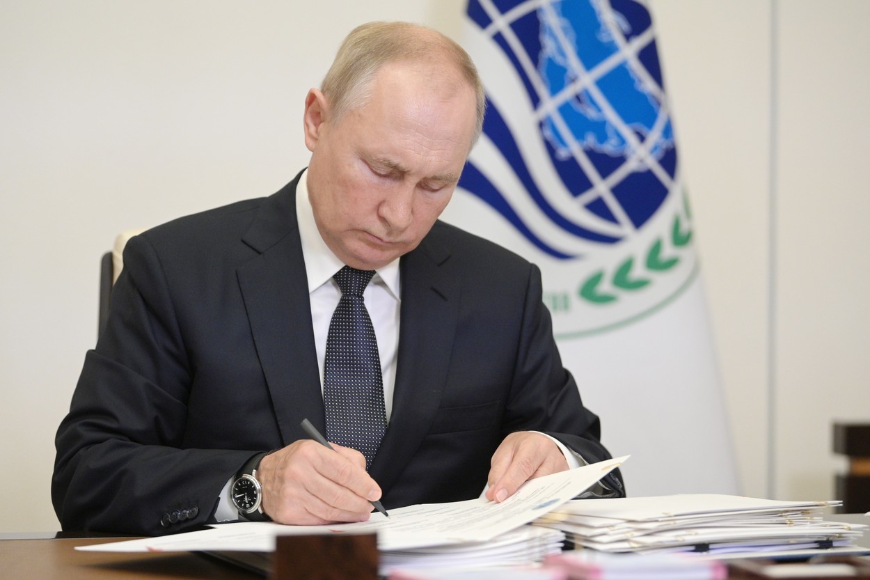 Putin: Extinderea infrastructurii militare a NATO în Ucraina a încălcat o „linie roșie”