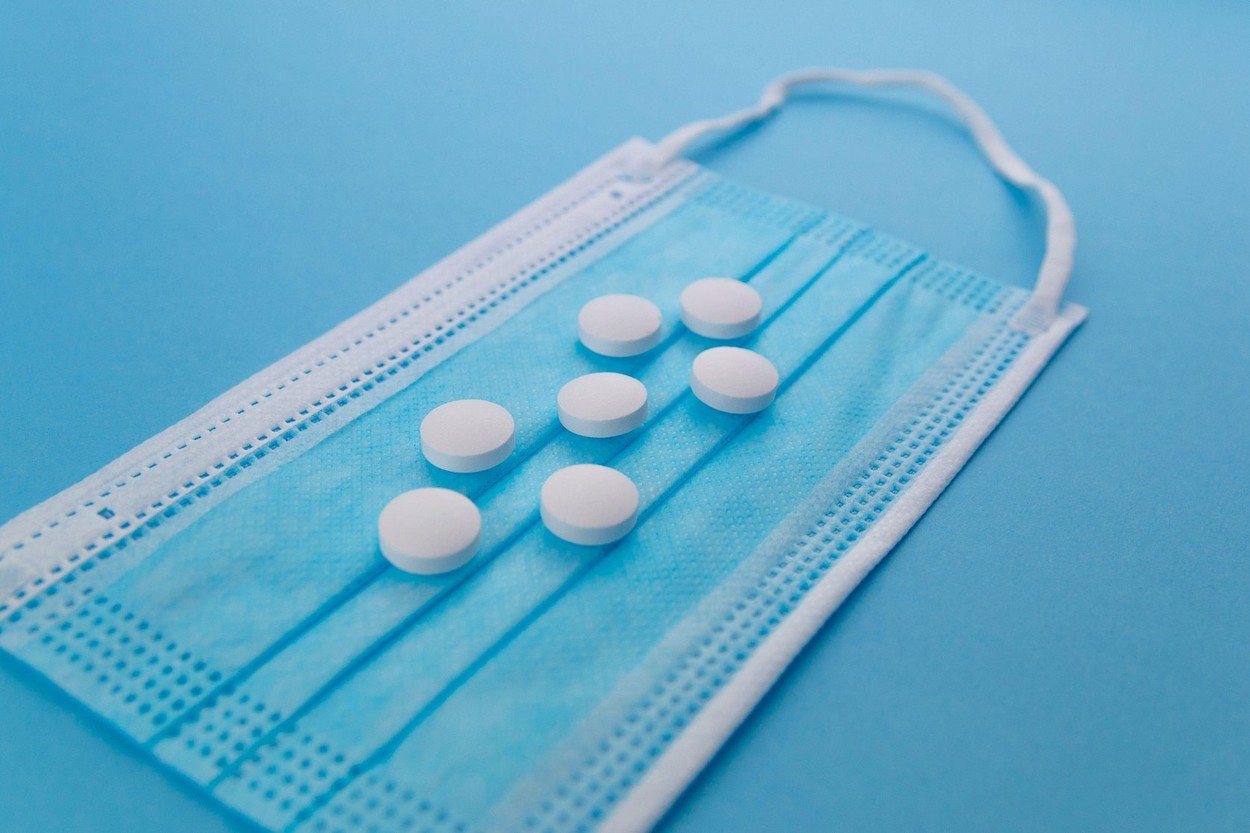 Ministrul interimar al Sănătății a informat Comisia Europeană despre problemele României cu aprovizionarea cu medicamente