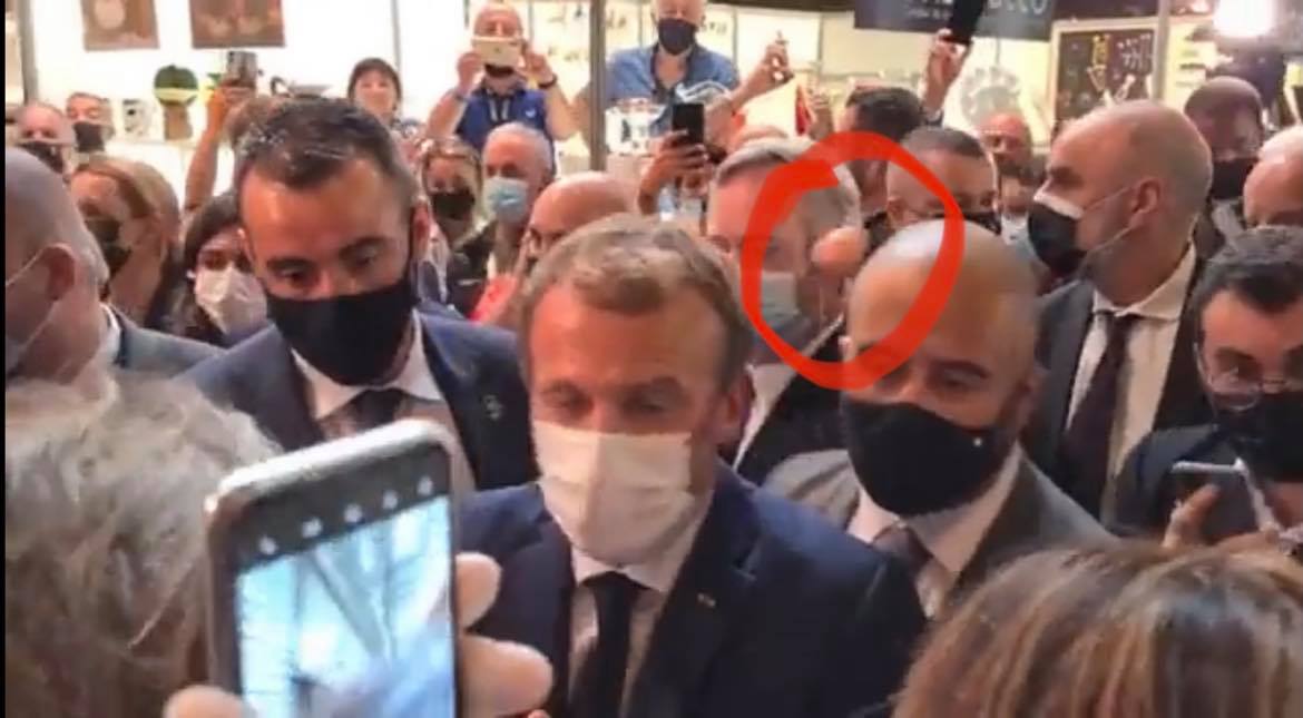 VIDEO | Emmanuel Macron, lovit cu un ou de un protestatar. Bărbatul a fost arestat