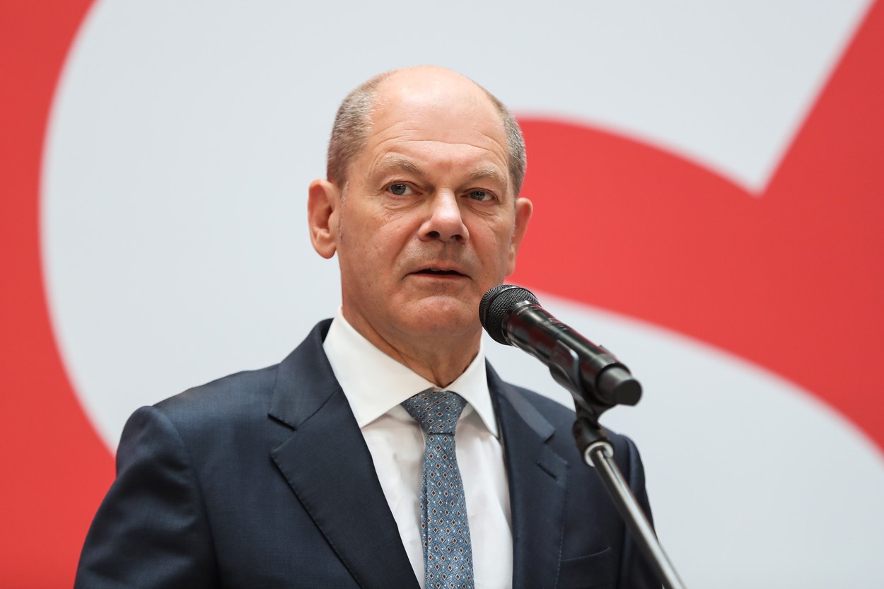 Olaf Scholz spune că Brexit e de vină pentru criza benzinei din UK: Ne-am rugat de ei să nu plece. Sper să poată gestiona consecințele