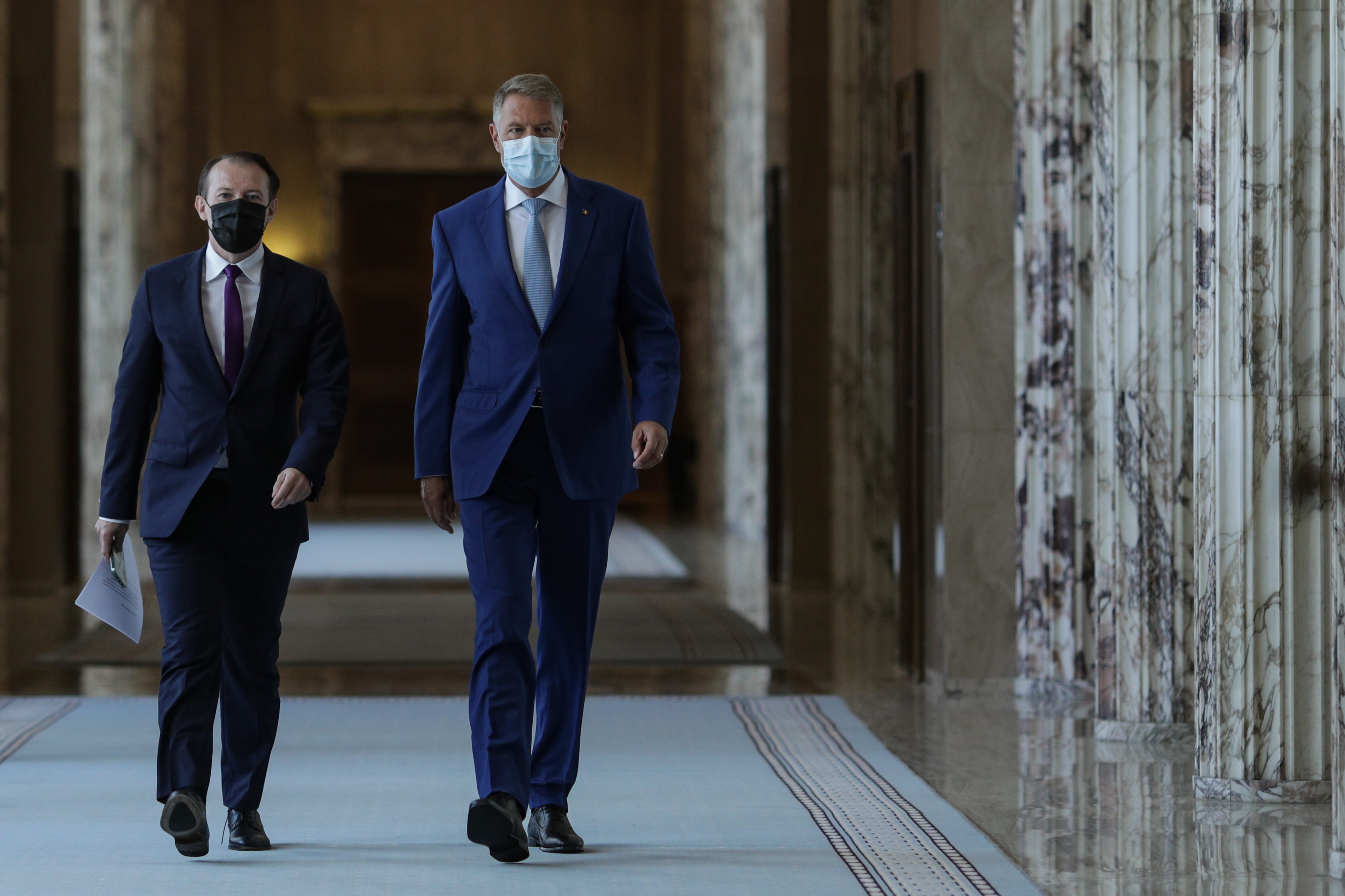 Klaus Iohannis: Am discutat cu premierul să reevaluăm campania de vaccinare și să vedem cum putem s-o repunem pe roate