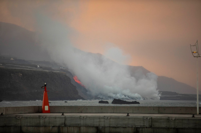 La Palma volcano begins to form a lava delta after reaching the sea