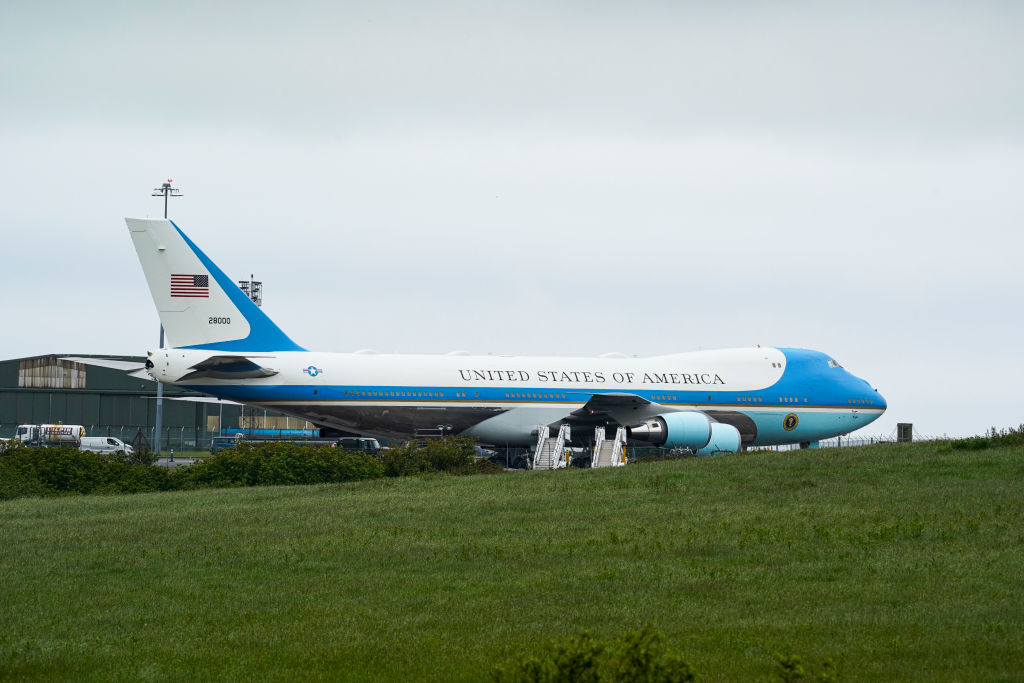 Cine a băut tequilla în viitorul Air Force One? Un nou scandal la Boeing, compania a început o anchetă