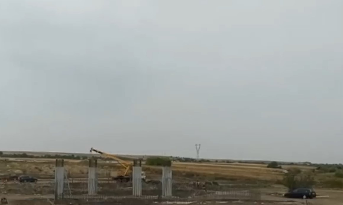 VIDEO. Cum arată tronsonul 1 al Drumului Expres Craiova – Pitești: lucrări pe câmp cât vezi cu ochii