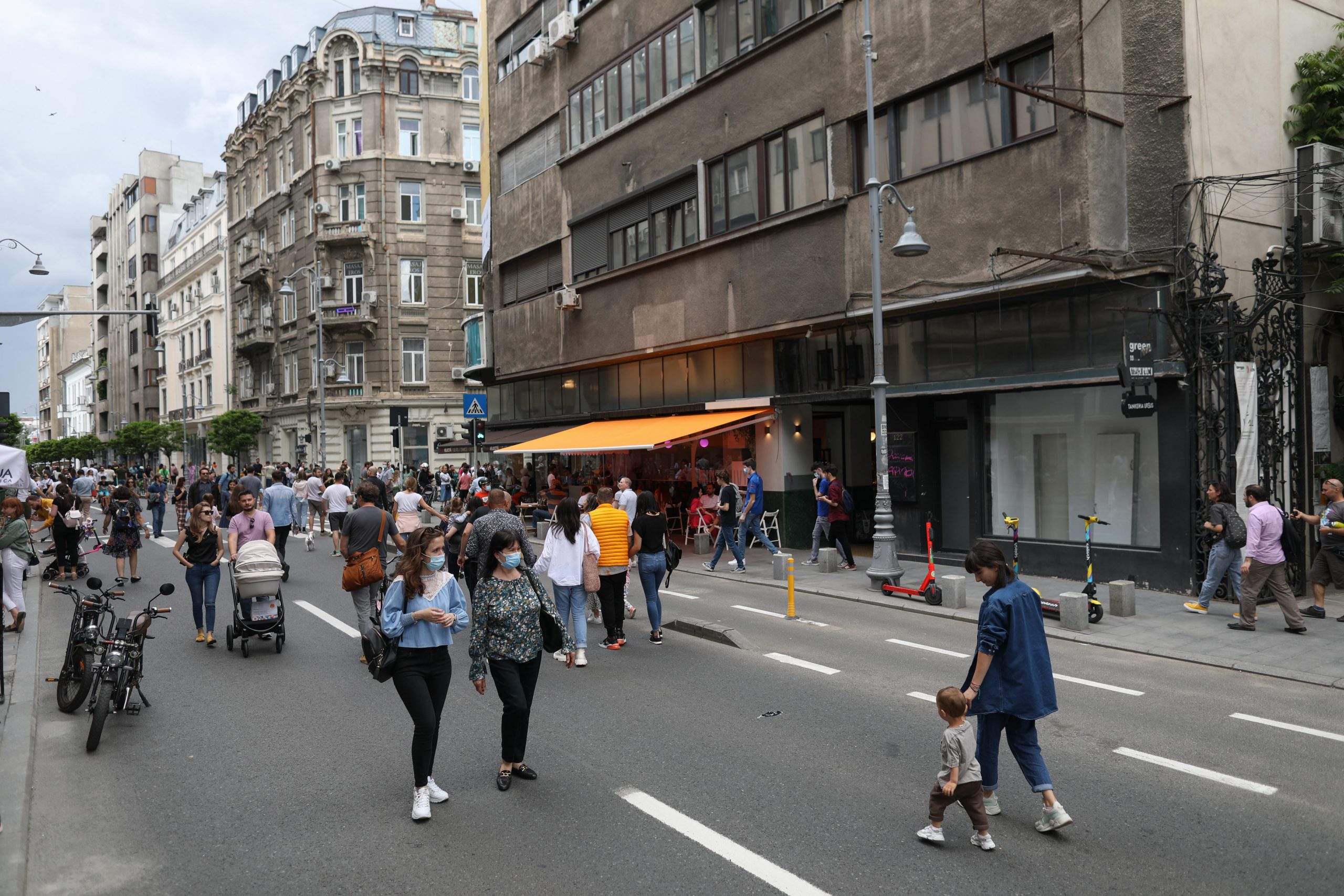 Bucureştiul a ieșit din scenariul roșu. Incidența a scăzut la 2,87 la mie