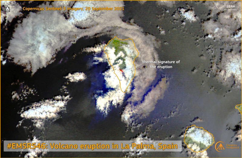 eruptie vucan satelit copernicus 8 twitter