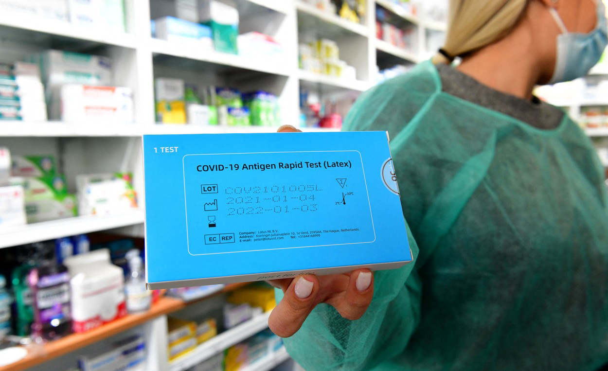 Lista farmaciilor care testează gratuit pentru Covid-19, publicată de Ministerul Sănătății