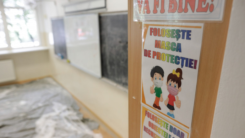 Cîmpeanu: Nu este bine să ne jucăm de-a închis, deschis şcoala. Școlile se vor închide prin ordine de carantinare
