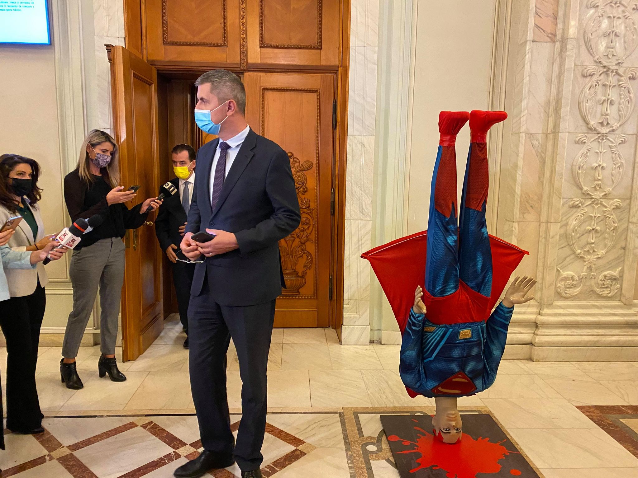 Dan Barna: Înțelegem că Florin Cîțu reprezintă principiile liberale. Discutăm cu el dacă PNL vine cu o altă propunere de premier